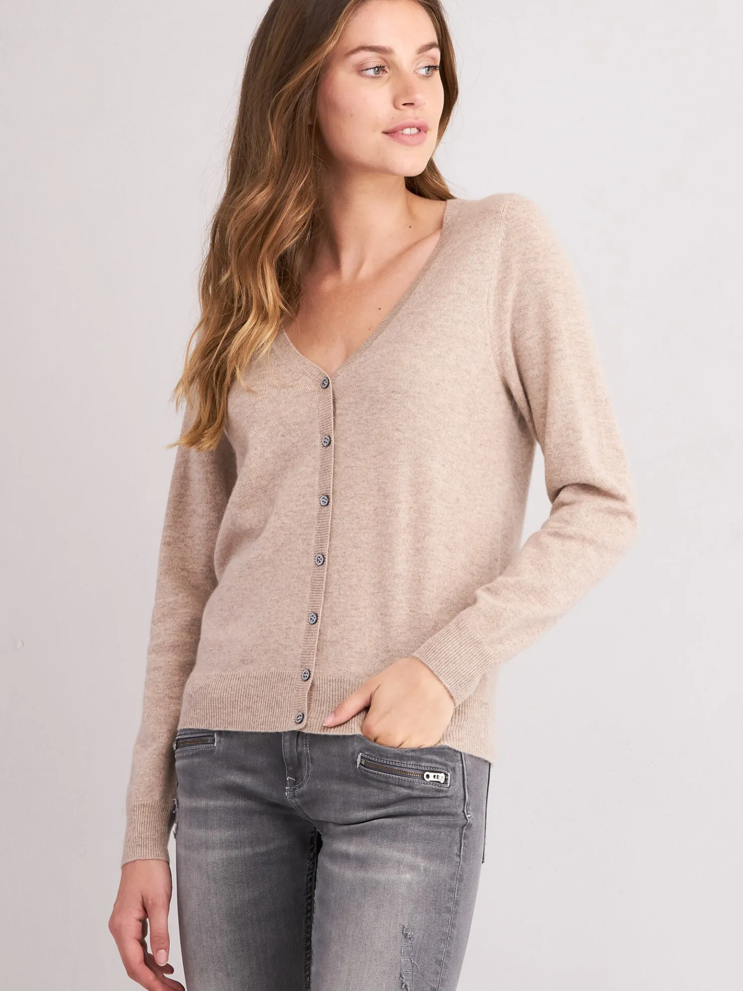 Basic Cashmere Cardigan Met V-Hals