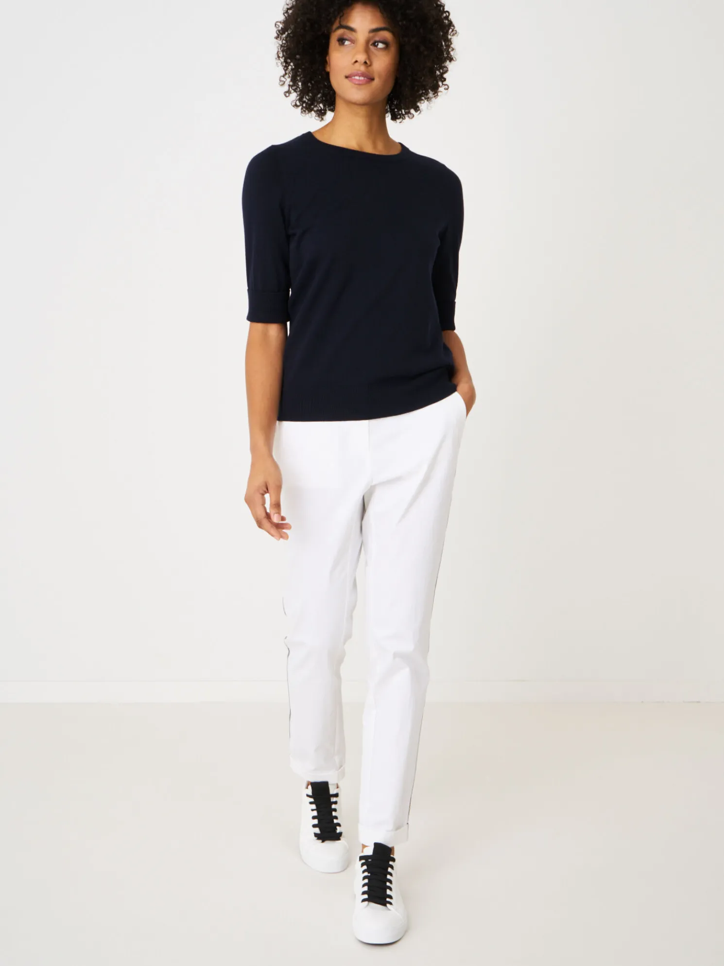 Basic Fijngebreide Trui Met Korte Mouwen