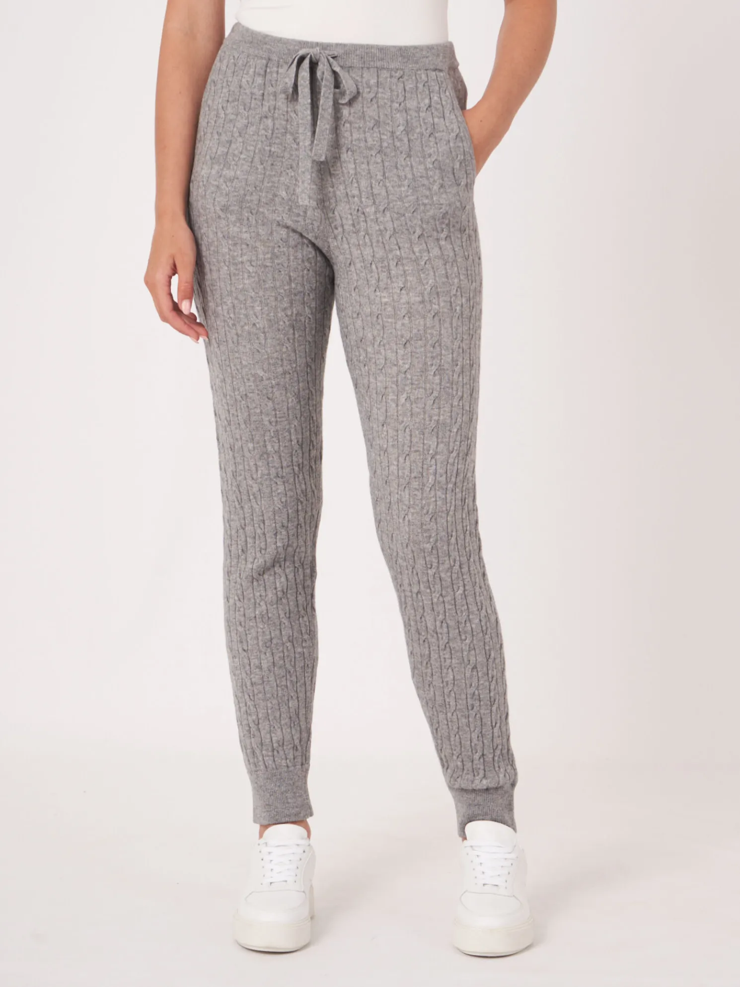 Broek Met Fijn Kabelpatroon