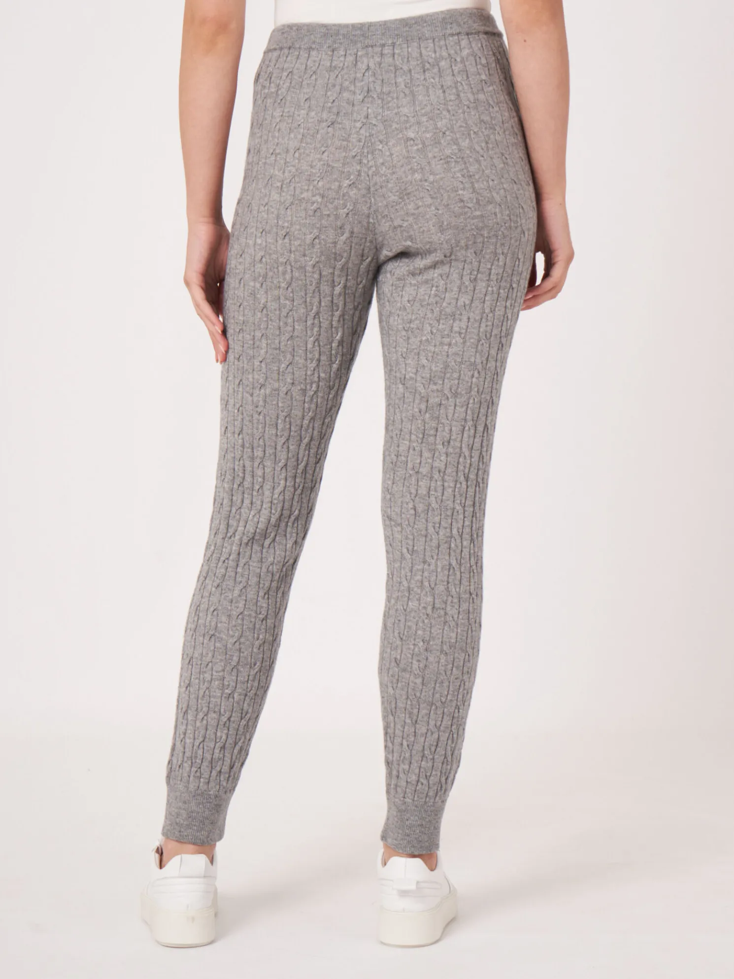 Broek Met Fijn Kabelpatroon