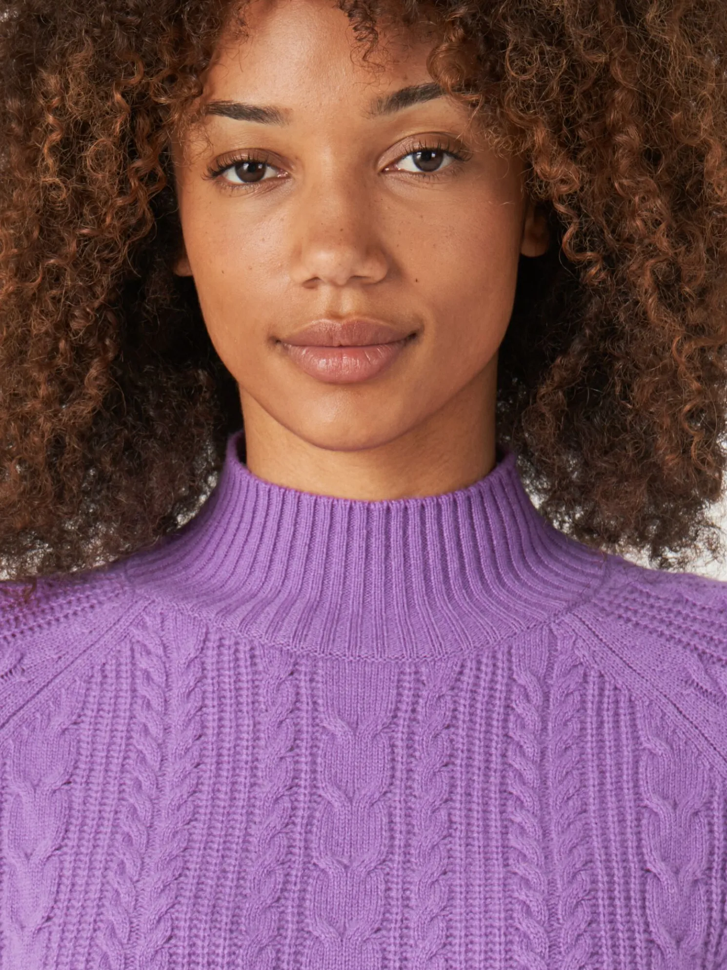 Cashmere Kabeltrui Met Raglanmouwen