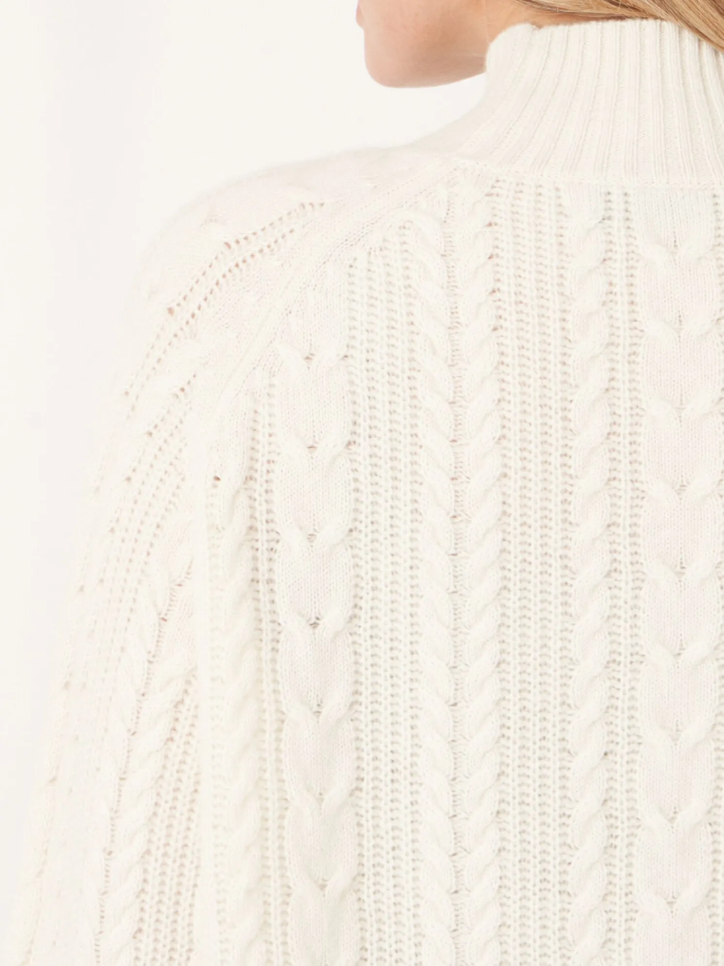 Cashmere Kabeltrui Met Raglanmouwen