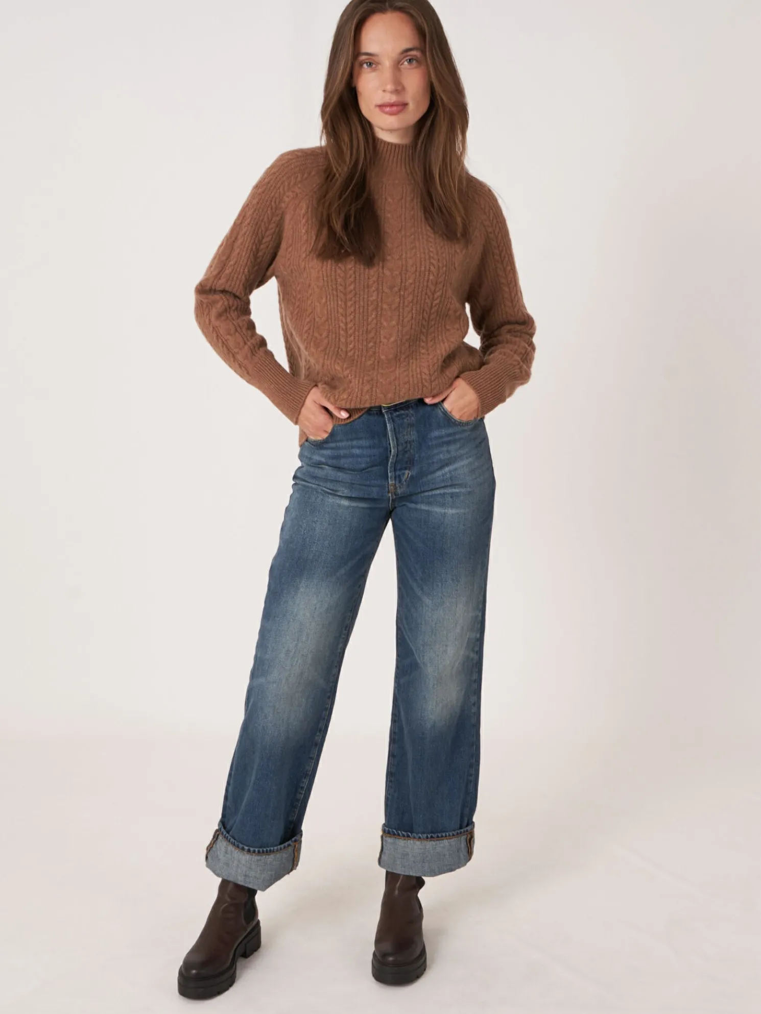 Cashmere Kabeltrui Met Raglanmouwen