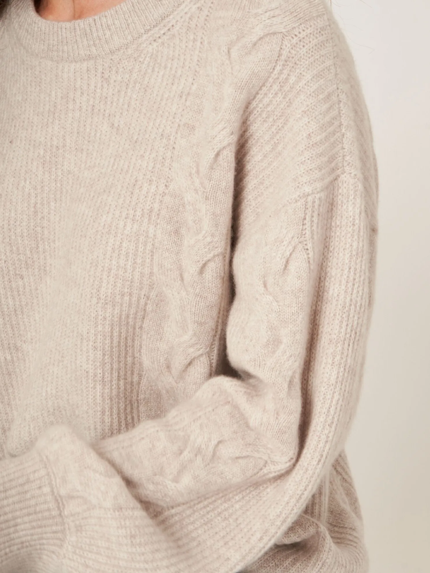Cashmere Pullover Met Textuur En Pofmouwen