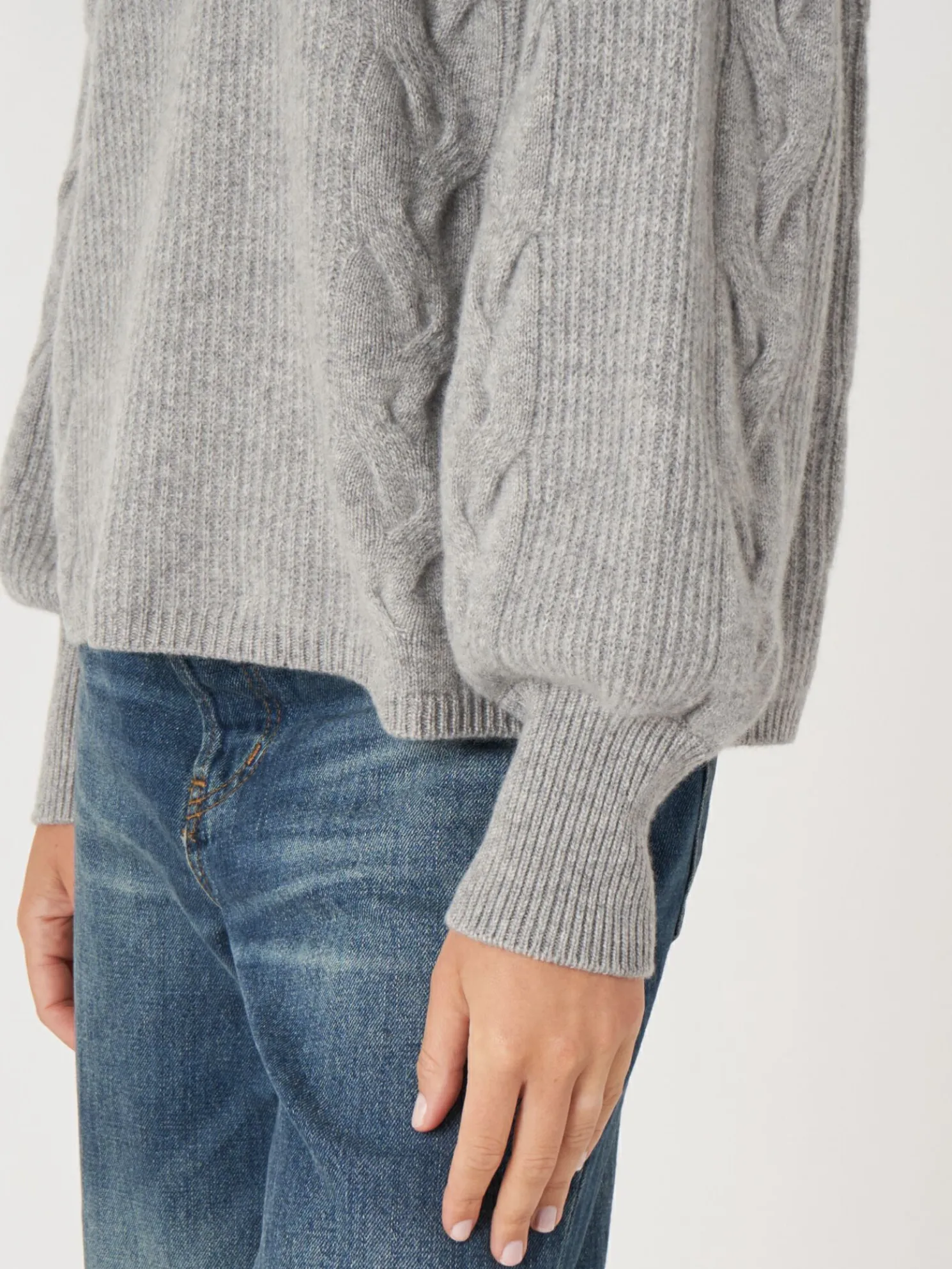 Cashmere Pullover Met Textuur En Pofmouwen