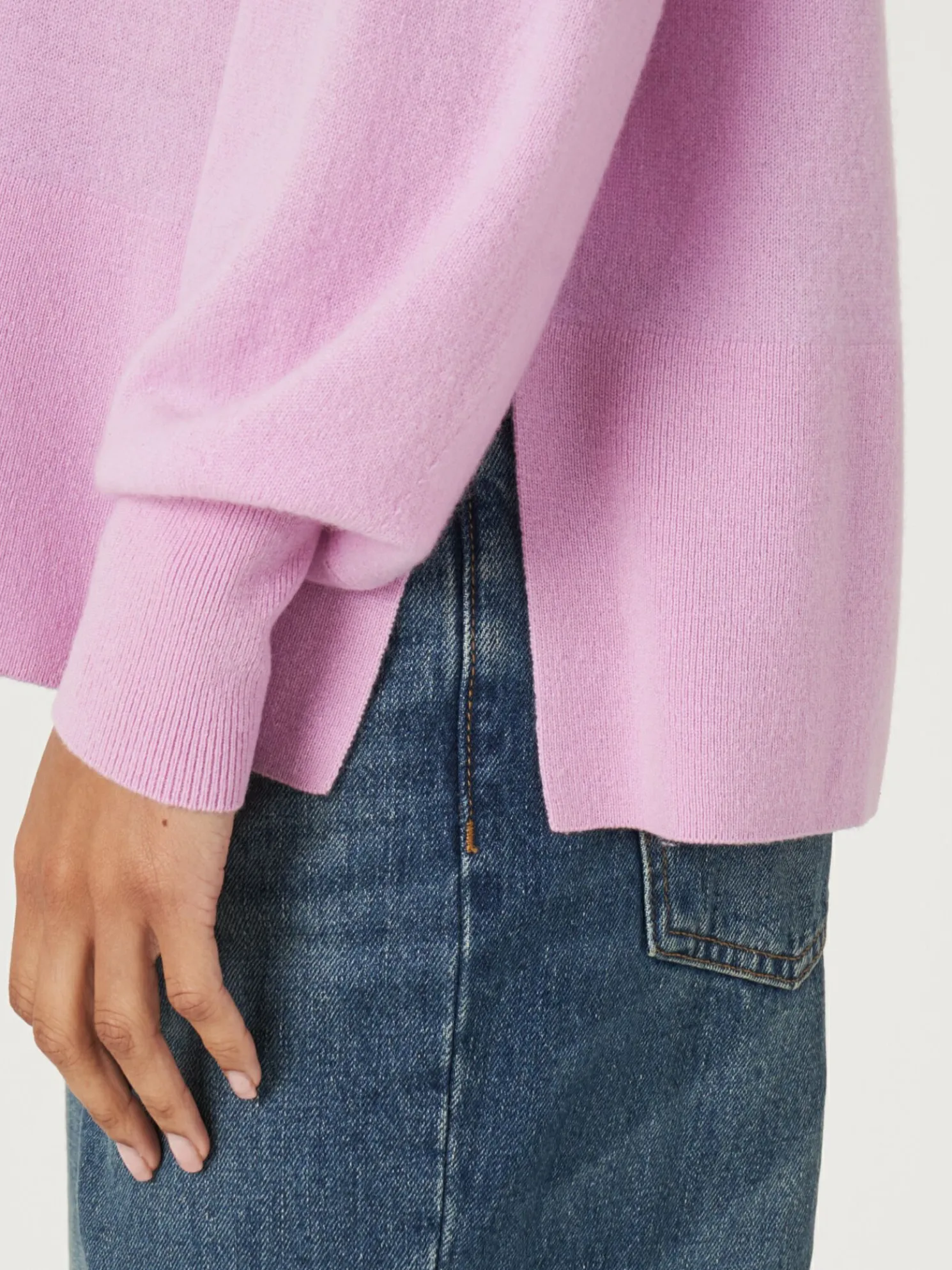 Cashmere Raglan Trui Met Hoge Ribboord En Zijsplit