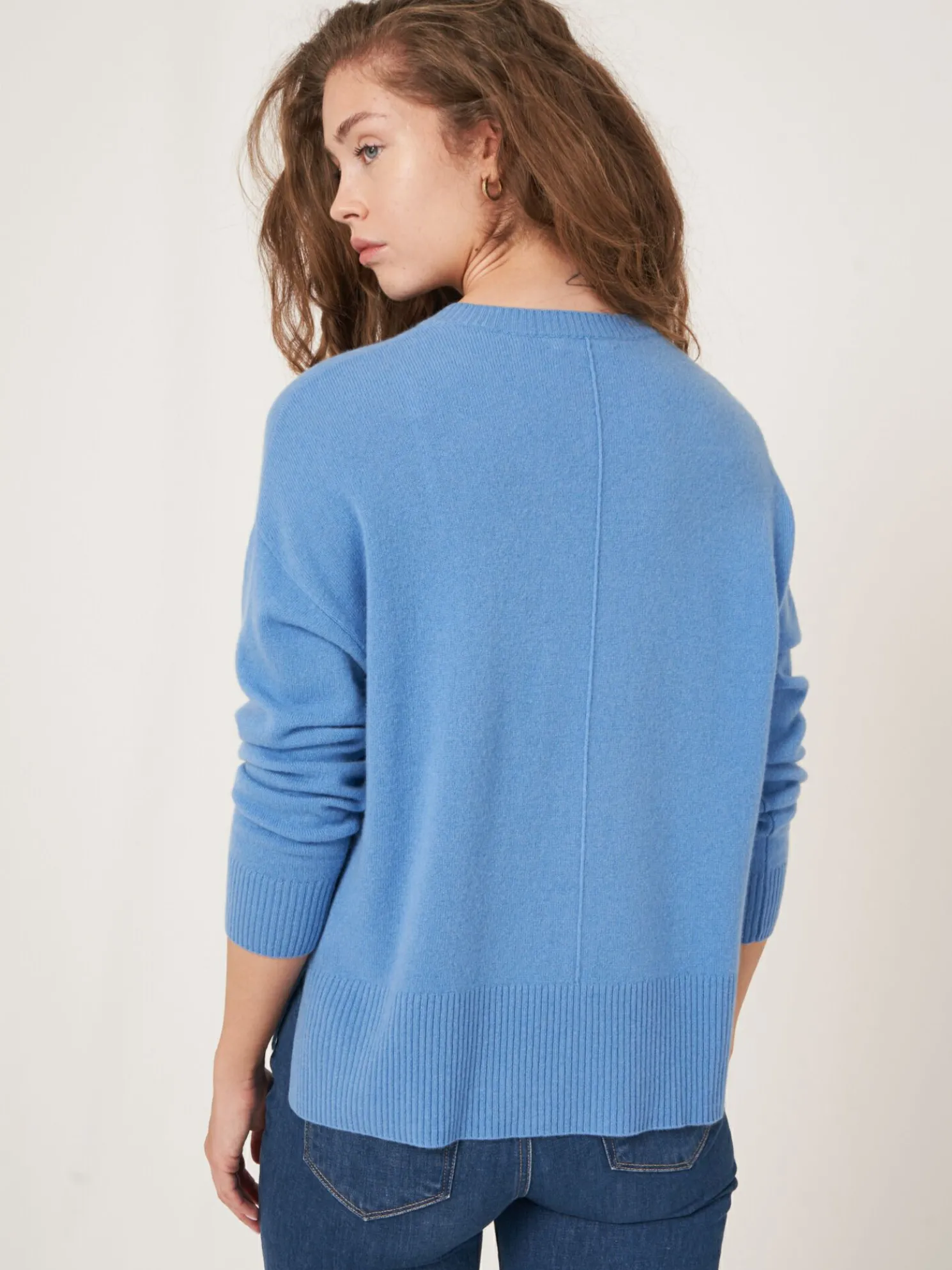 Cashmere Trui Met V-Hals En Zijsplitten