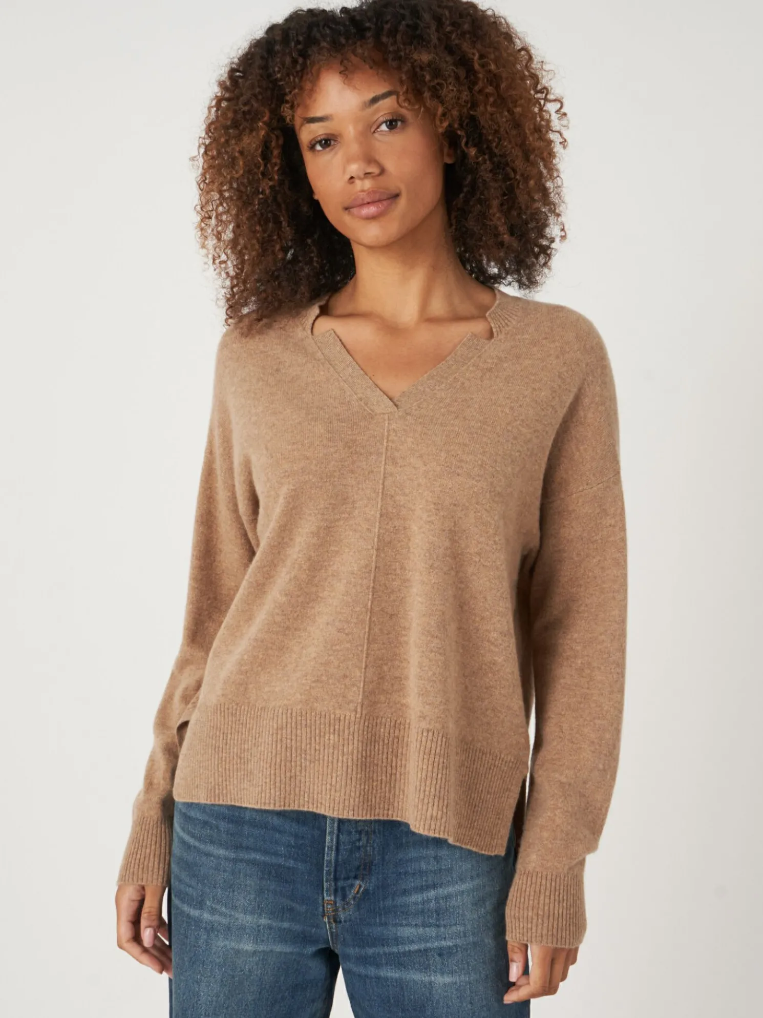 Cashmere Trui Met V-Hals En Zijsplitten