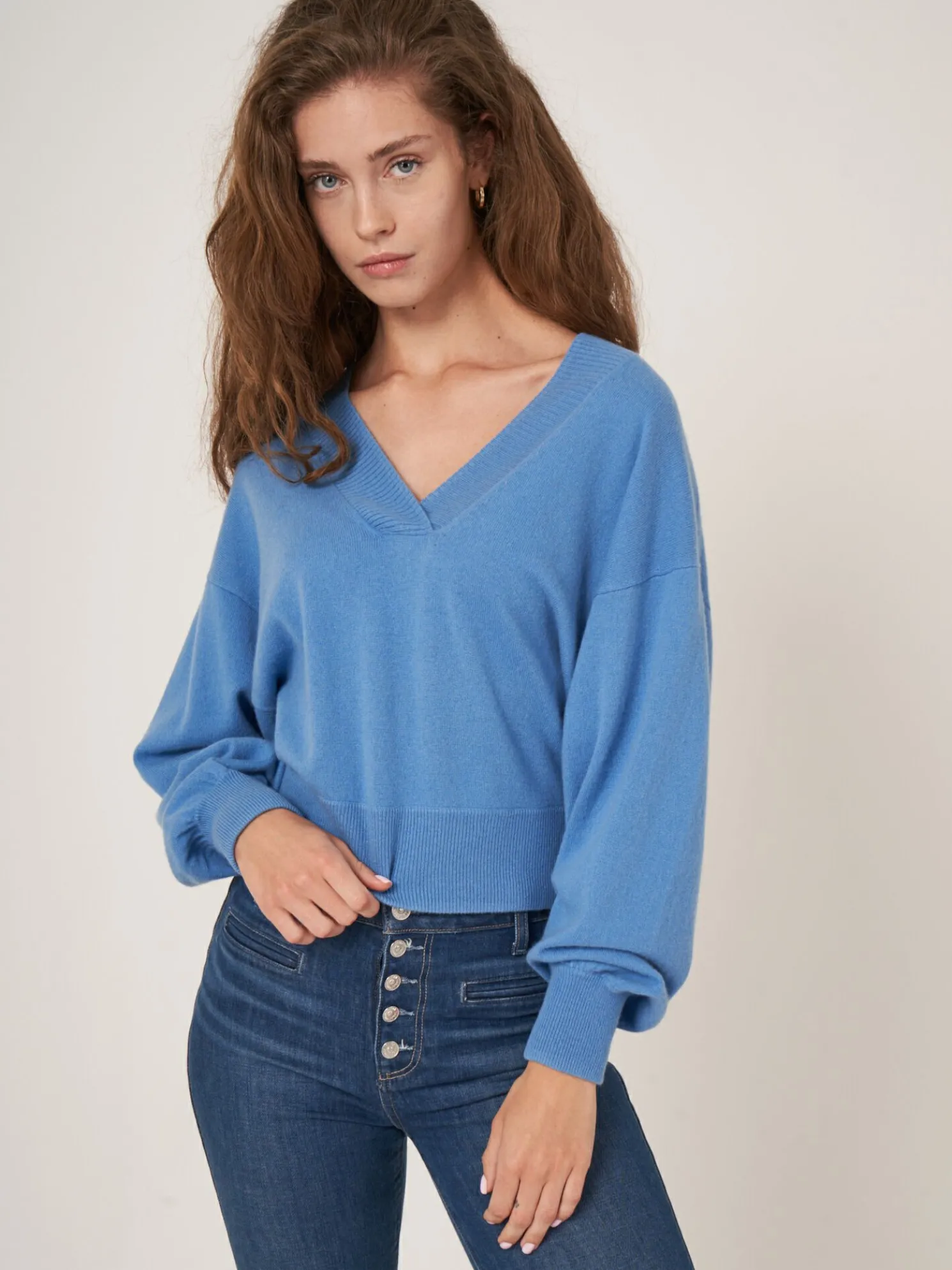 Cashmere Trui Met Diepe Geribde V-Hals