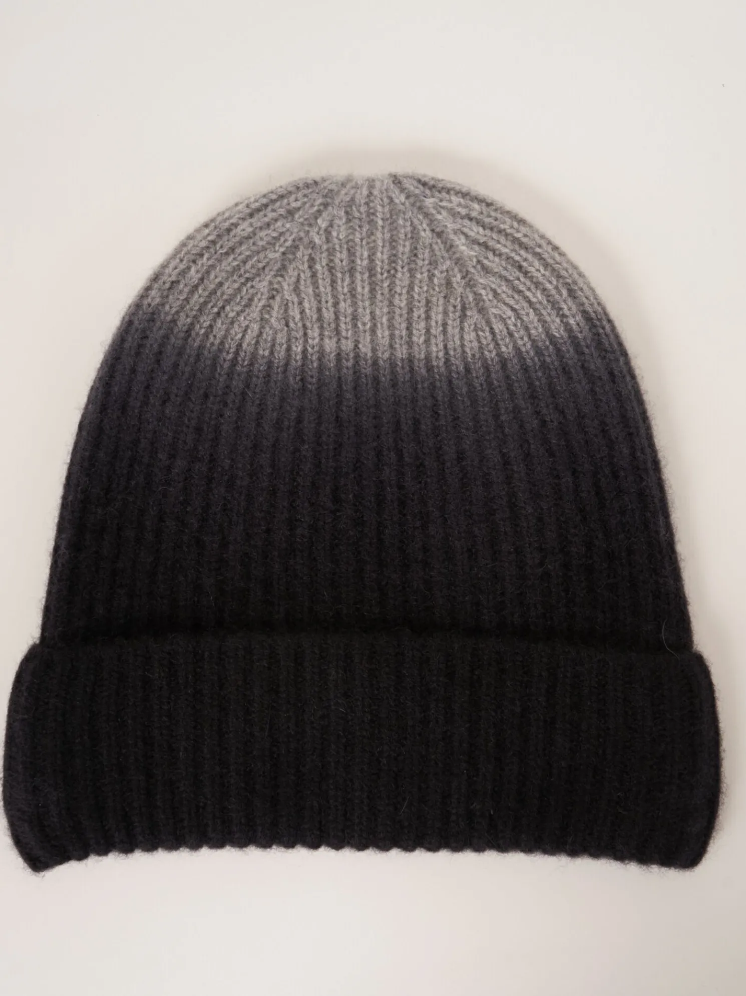 Dip Dye Muts Met Rib Van Biologisch Cashmere