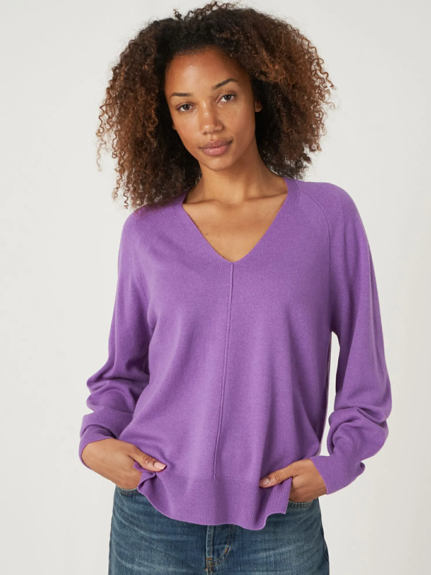 Fijn Gebreide V-Hals Trui Met Zijsplitten