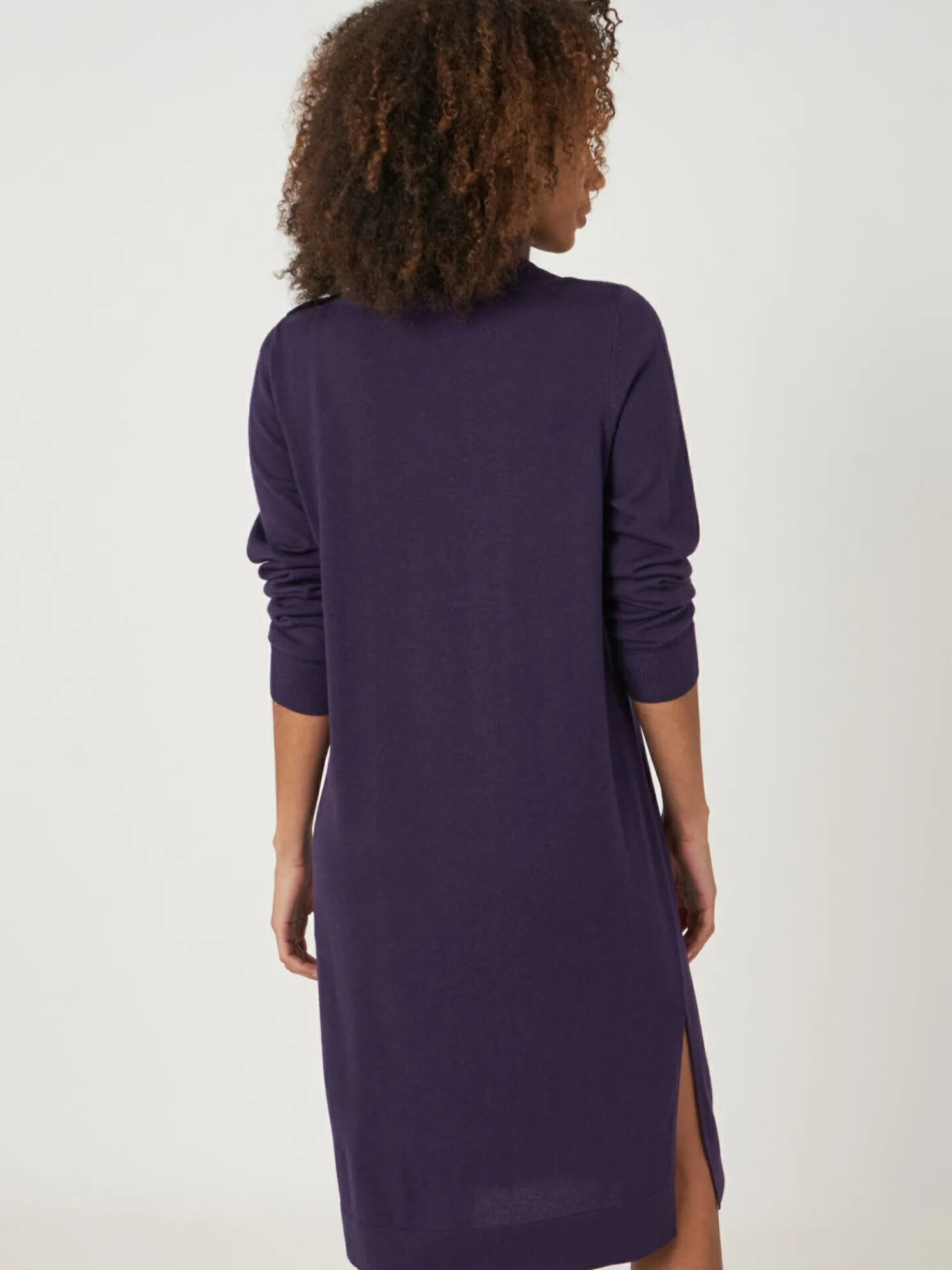 Gebreide Jurk Met Geknoopte Hoge Hals En Zijsplit