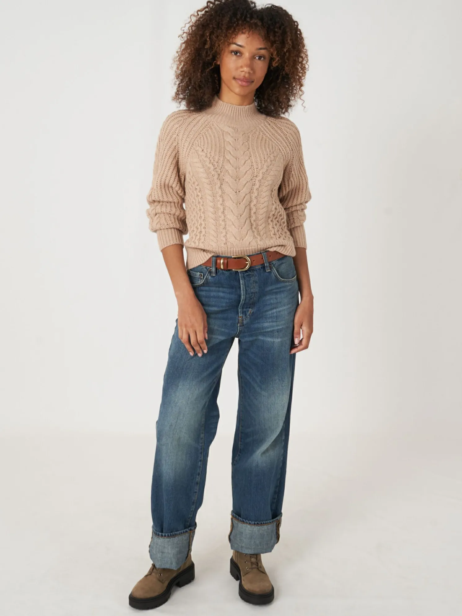 Kabeltrui Van Merinowol Met Opstaande Kraag