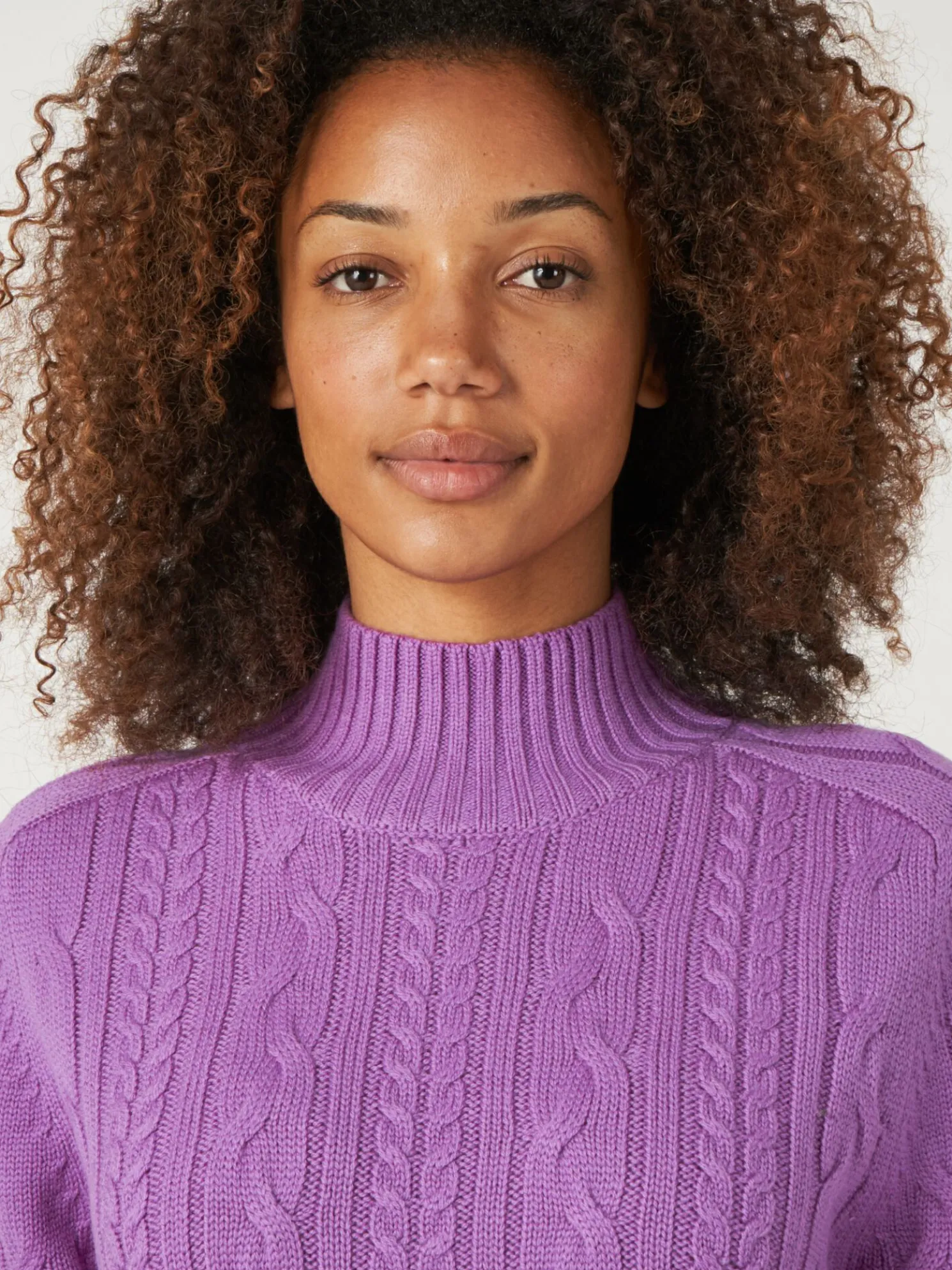 Kabeltrui Van Merinowol Met Ronde Zoom