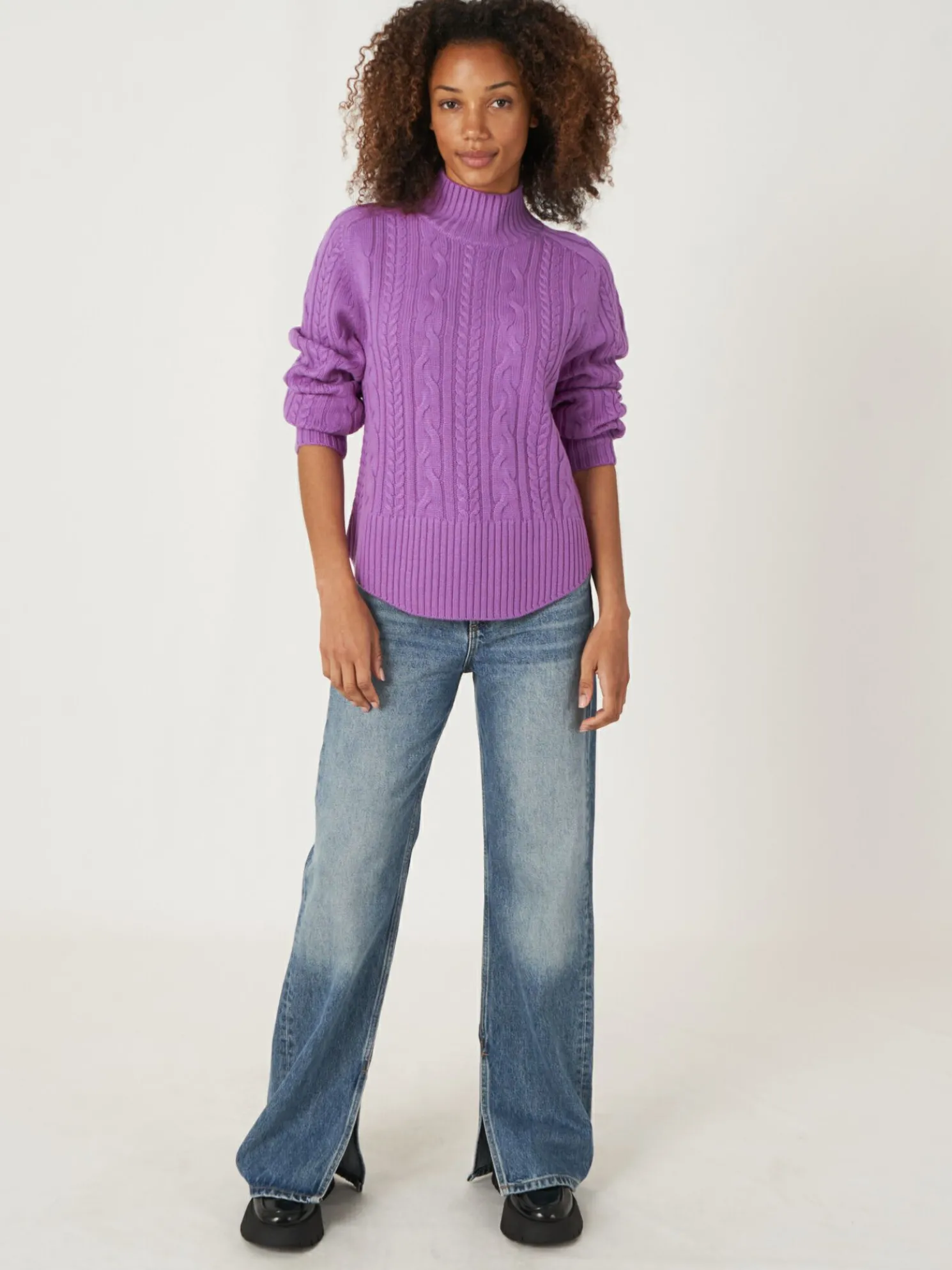 Kabeltrui Van Merinowol Met Ronde Zoom