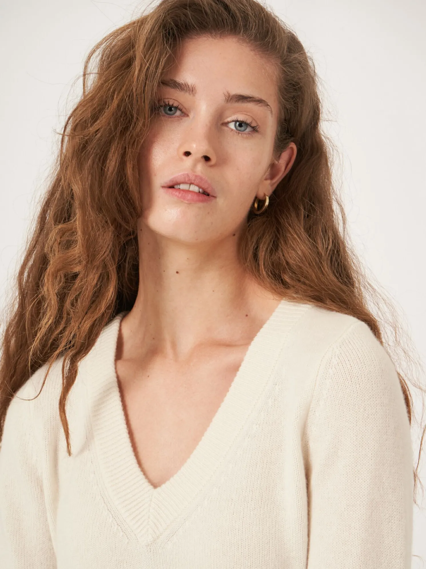 Korte Cashmere Sweater Met V-Hals