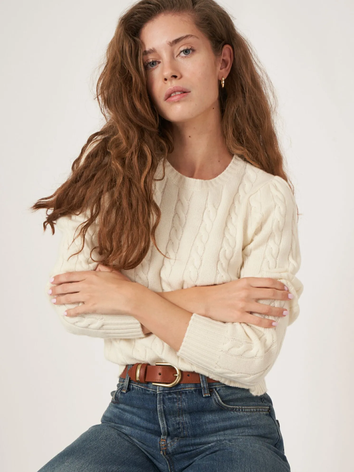 Korte, Gebreide Sweater Met Kabelpatroon Van Cashmeremix