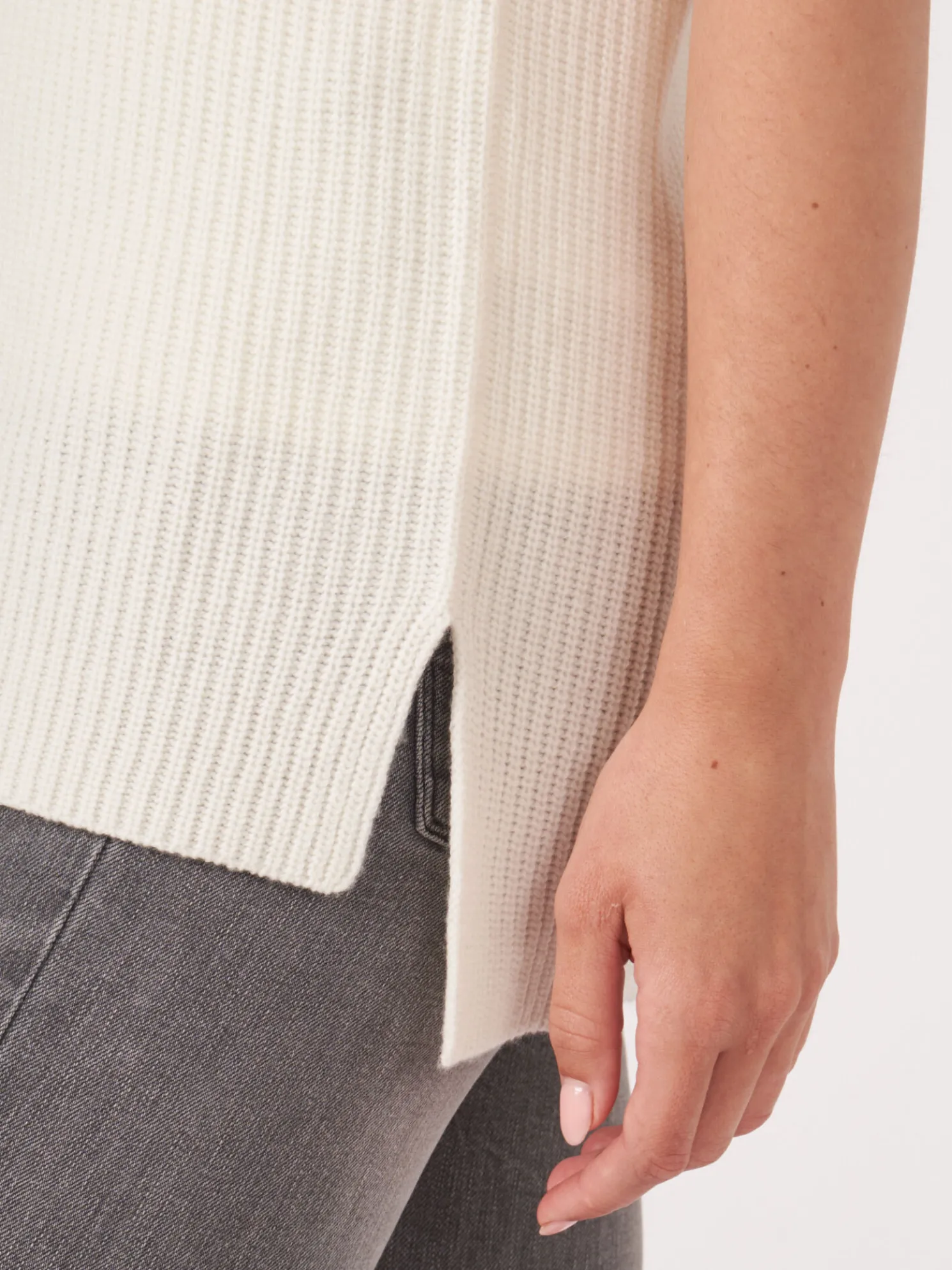 Mouwloze Trui Met Diepe V-Hals