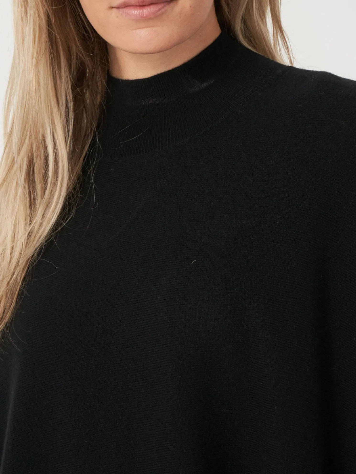 Oversized Fijn Gebreide Poncho Trui Van Cashmere-Mix