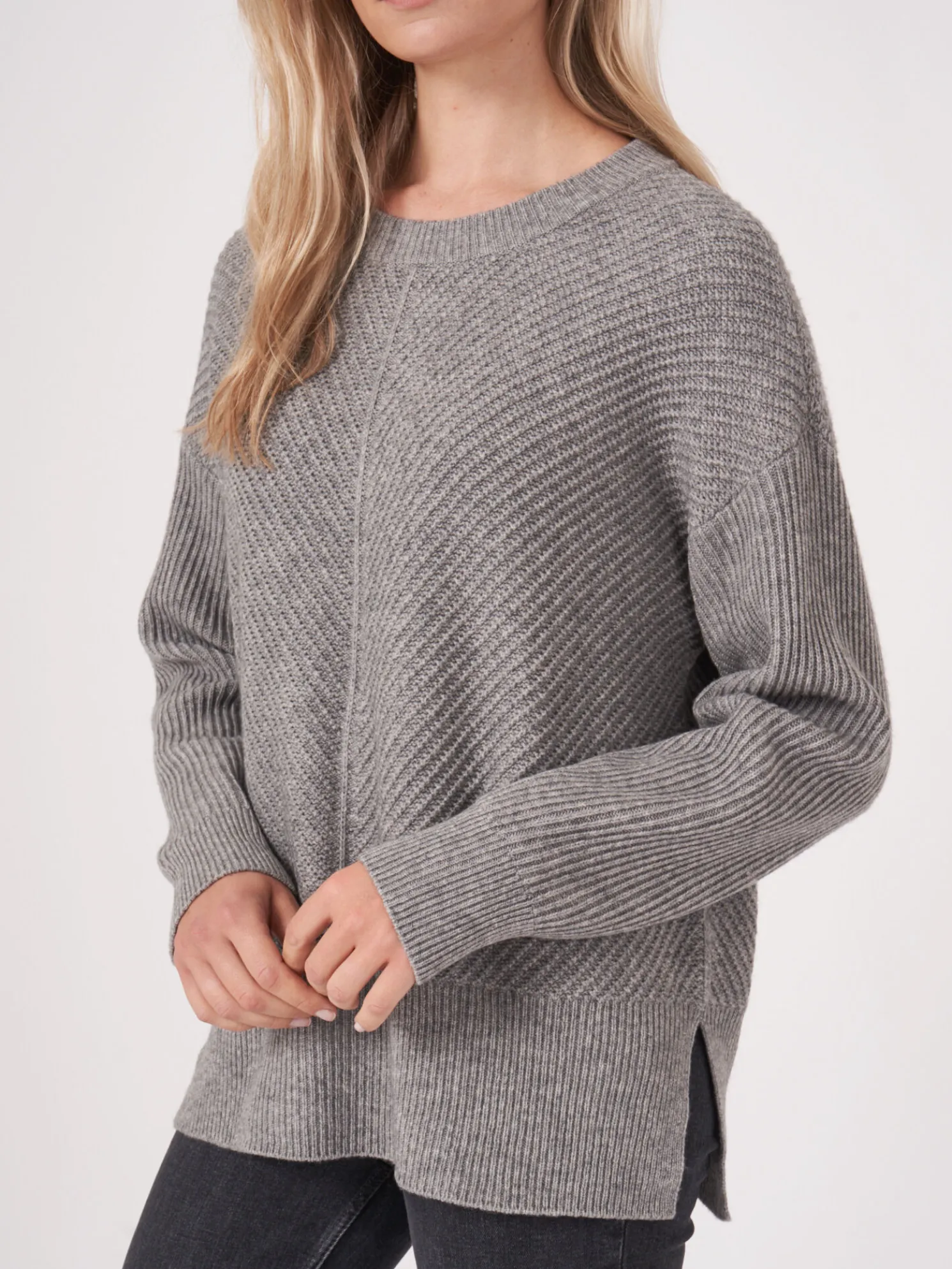 Oversized Gebreide Trui Met Diagonale Rib