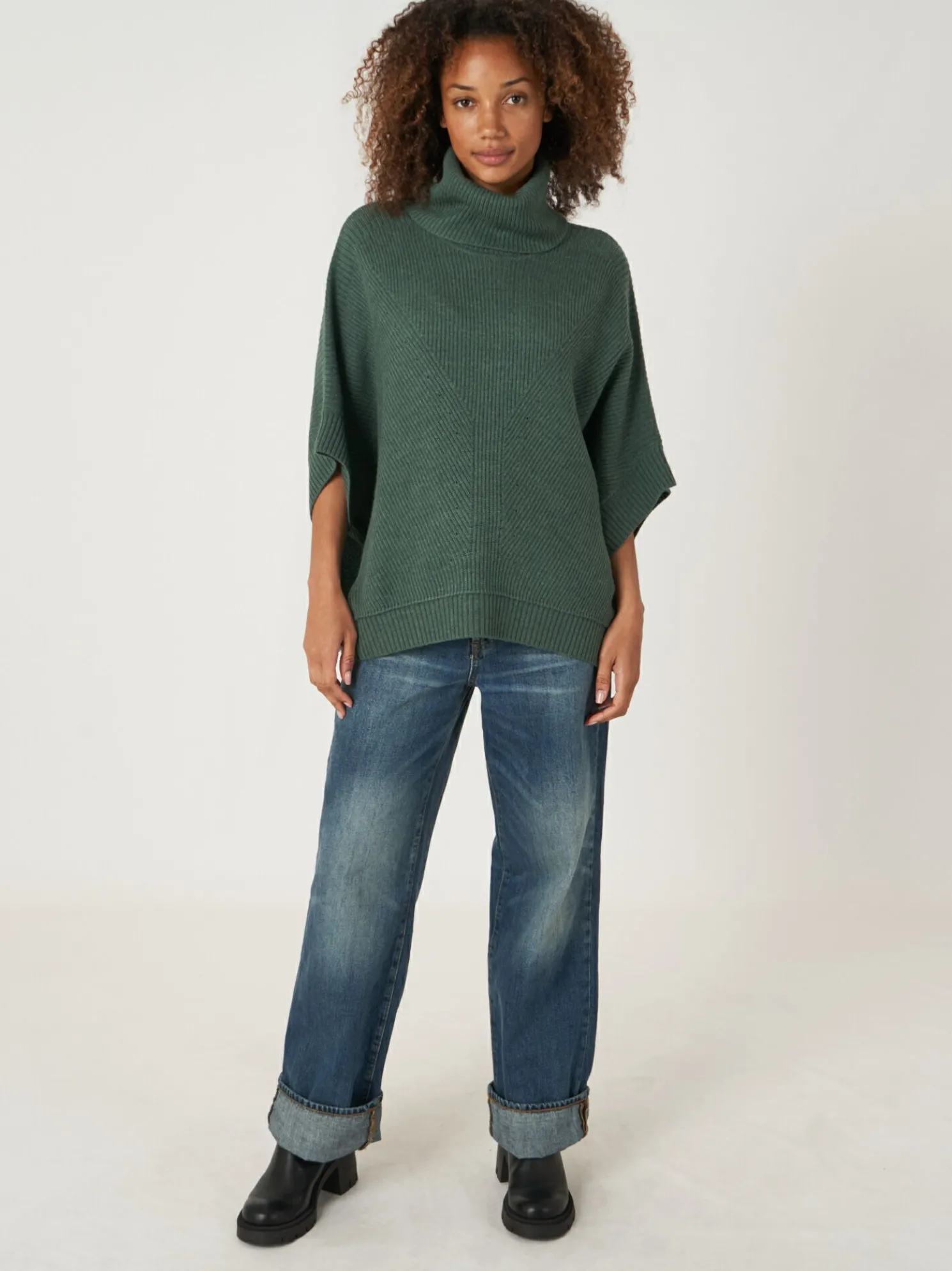 Oversized Poncho Trui Met Rolkraag