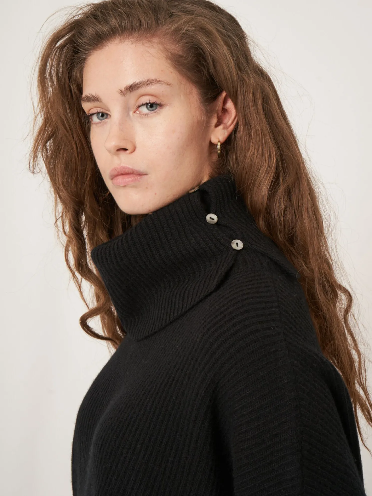 Oversized Ponchotrui Met Rolkraag