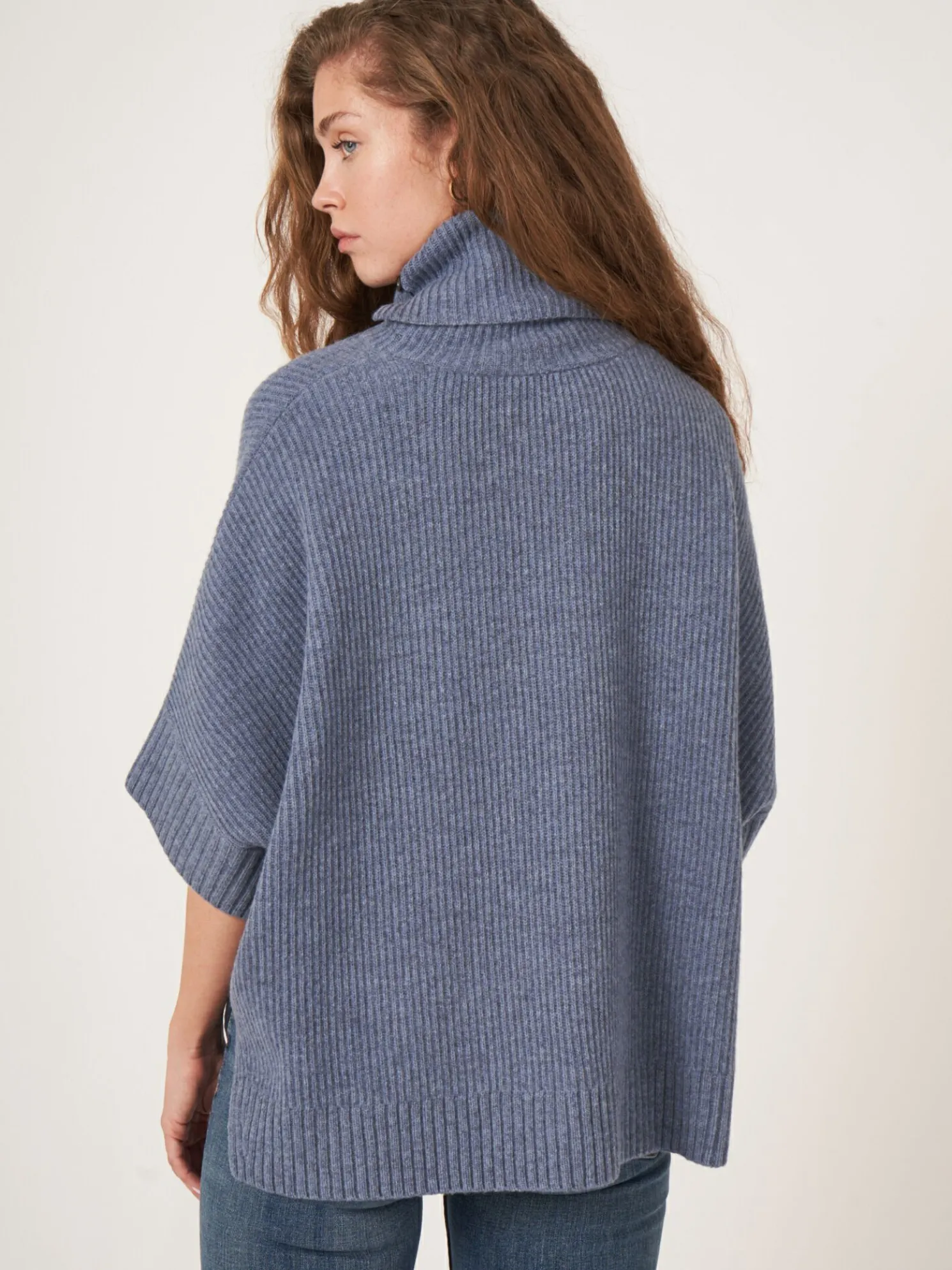Oversized Ponchotrui Met Rolkraag