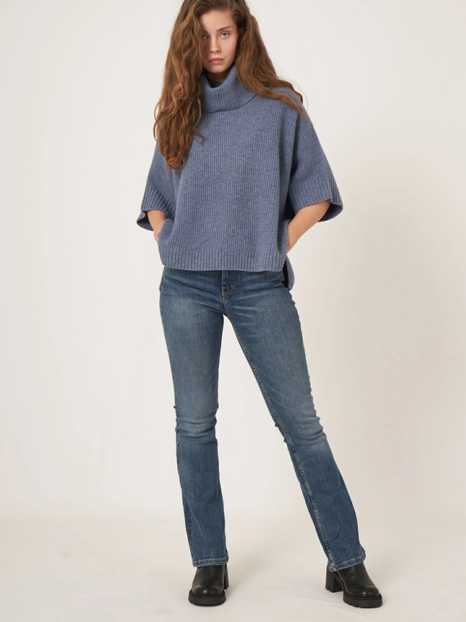 Oversized Ponchotrui Met Rolkraag