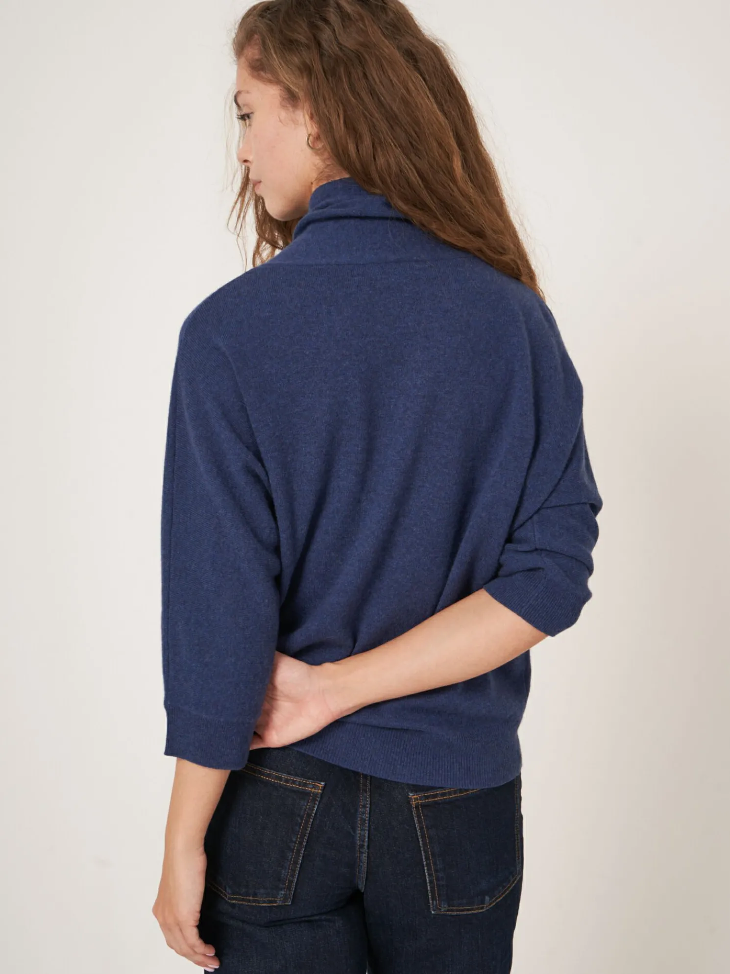 Sportieve Cashmere Trui Met Opstaande Kraag Met Trekkoord