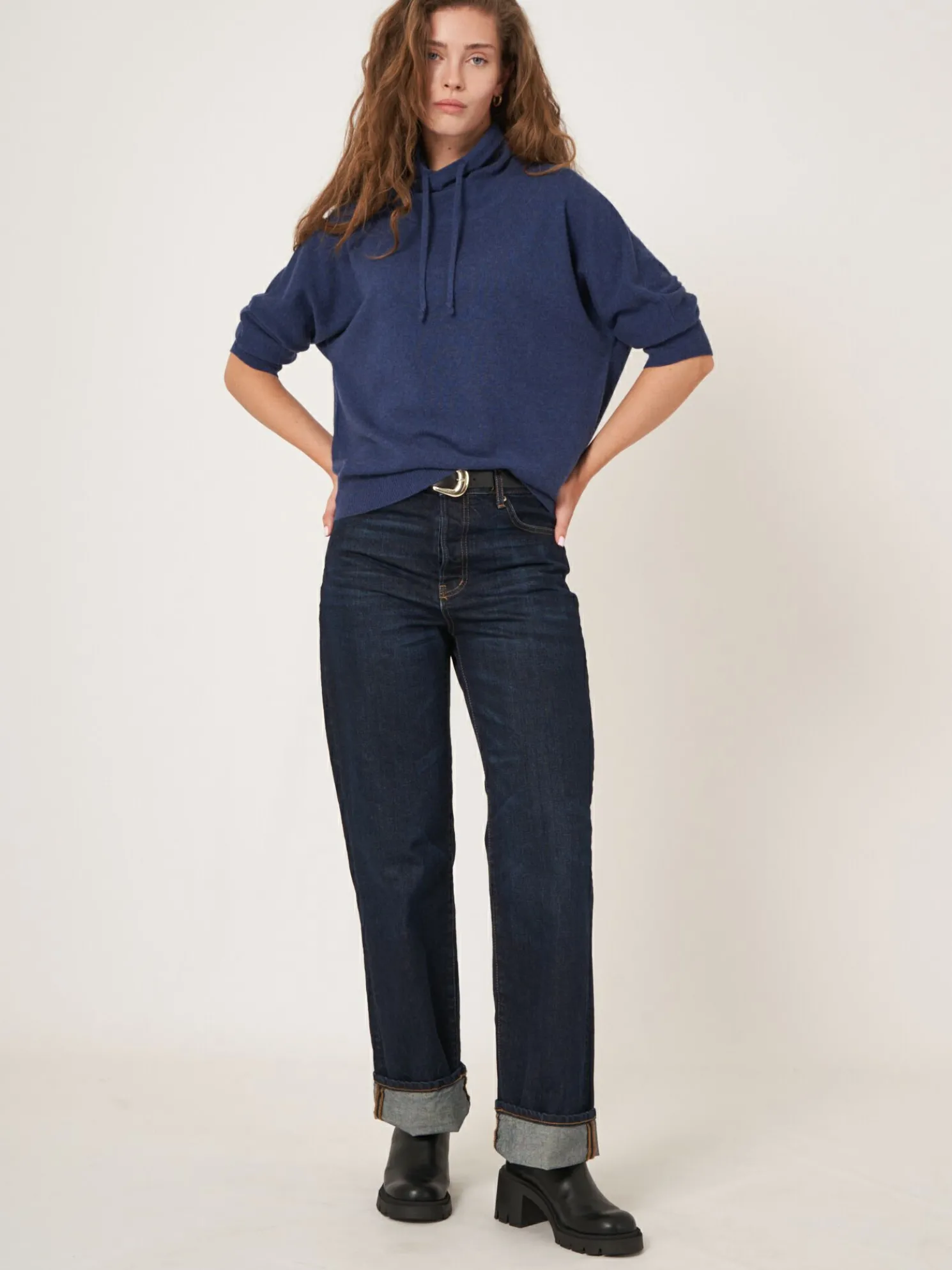 Sportieve Cashmere Trui Met Opstaande Kraag Met Trekkoord