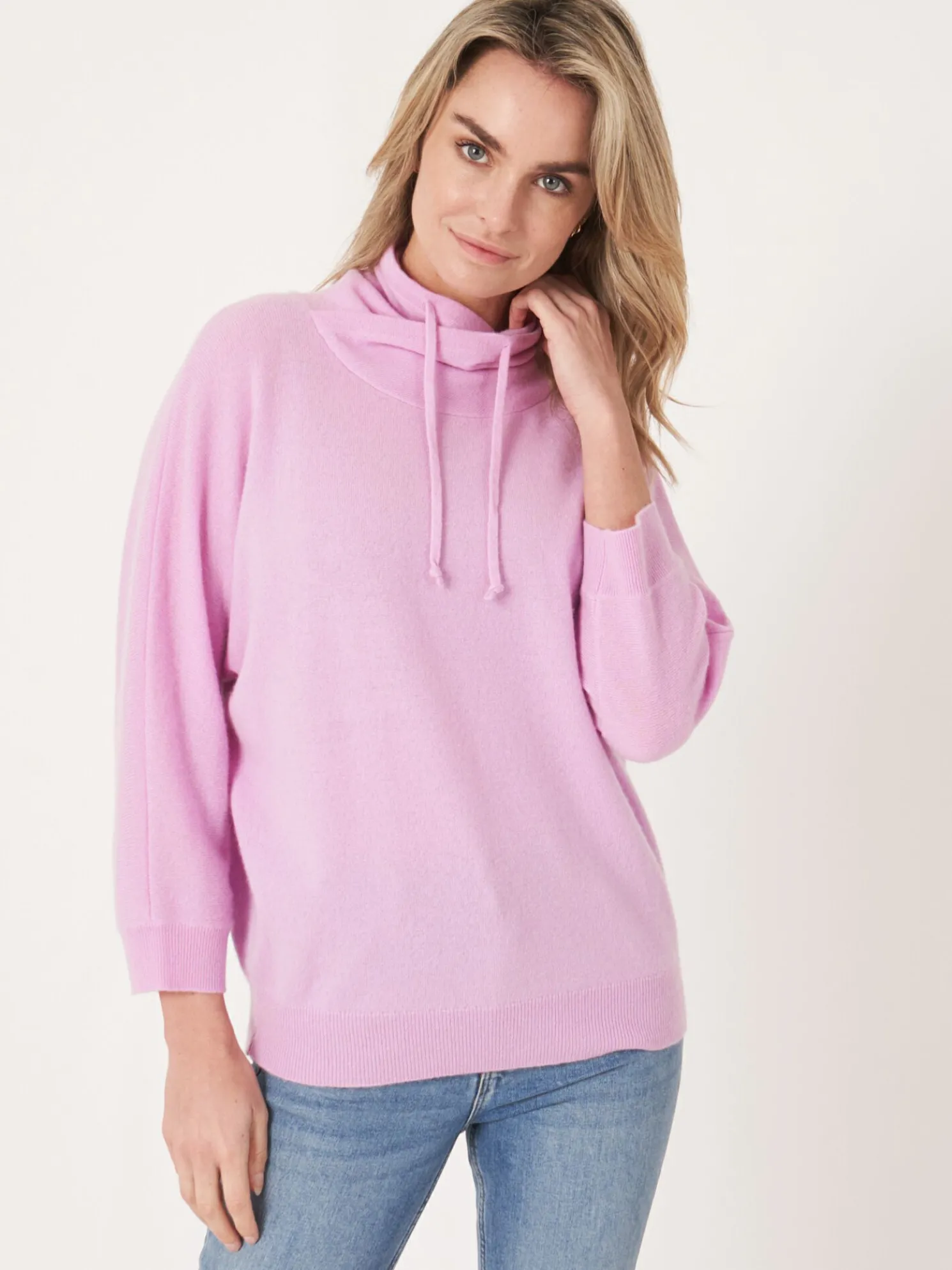 Sportieve Cashmere Trui Met Opstaande Kraag Met Trekkoord