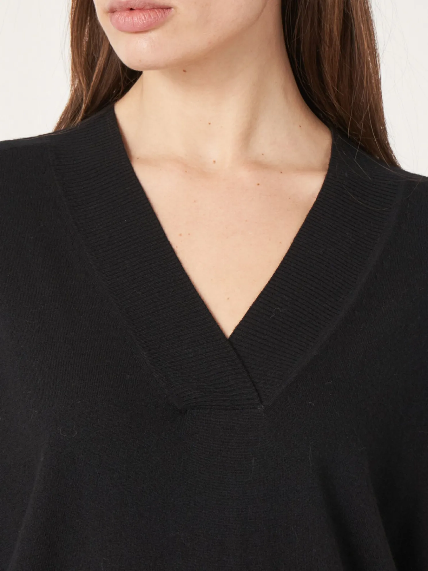 Superfijn Gebreide Trui Met V-Hals