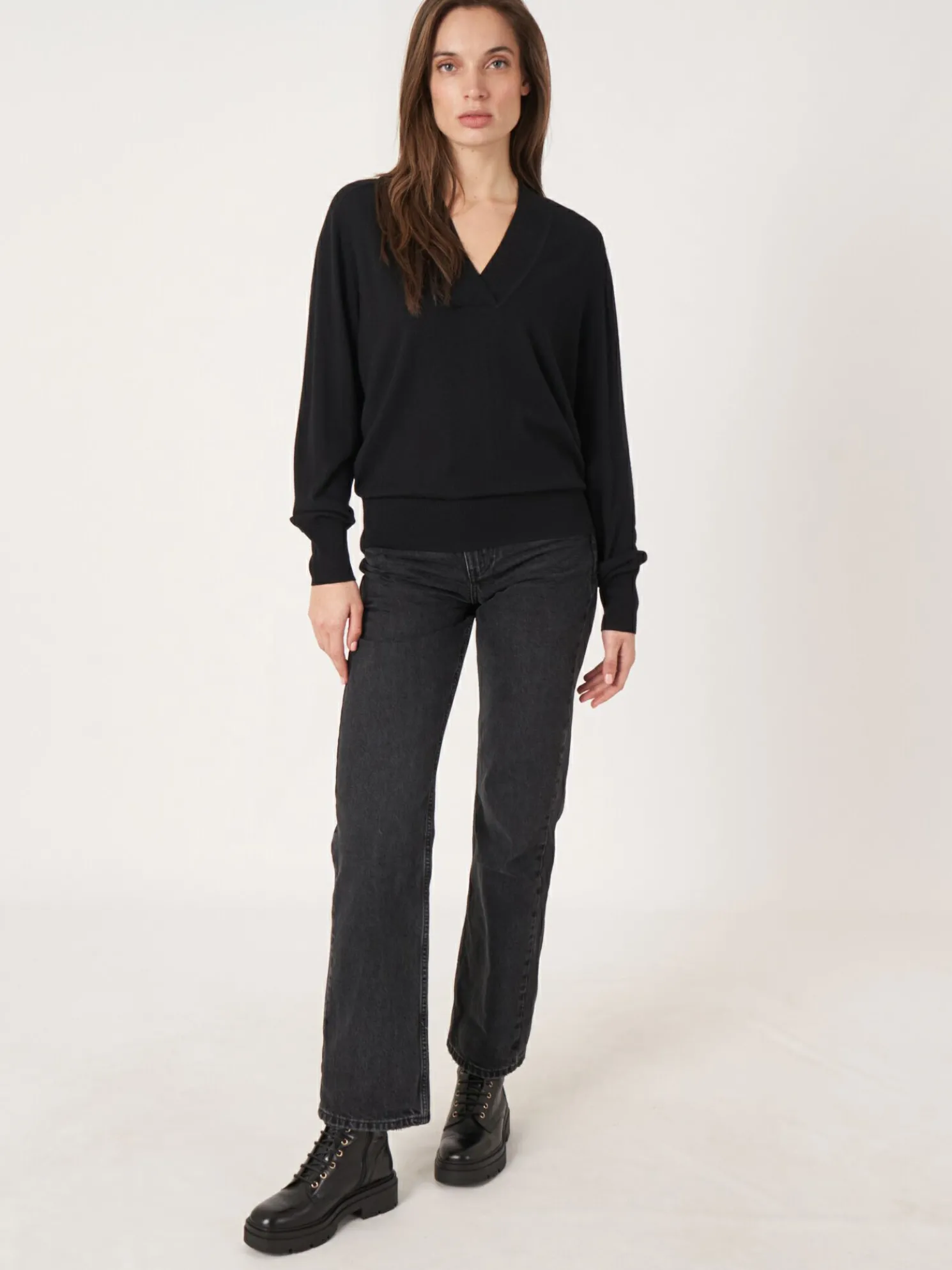 Superfijn Gebreide Trui Met V-Hals