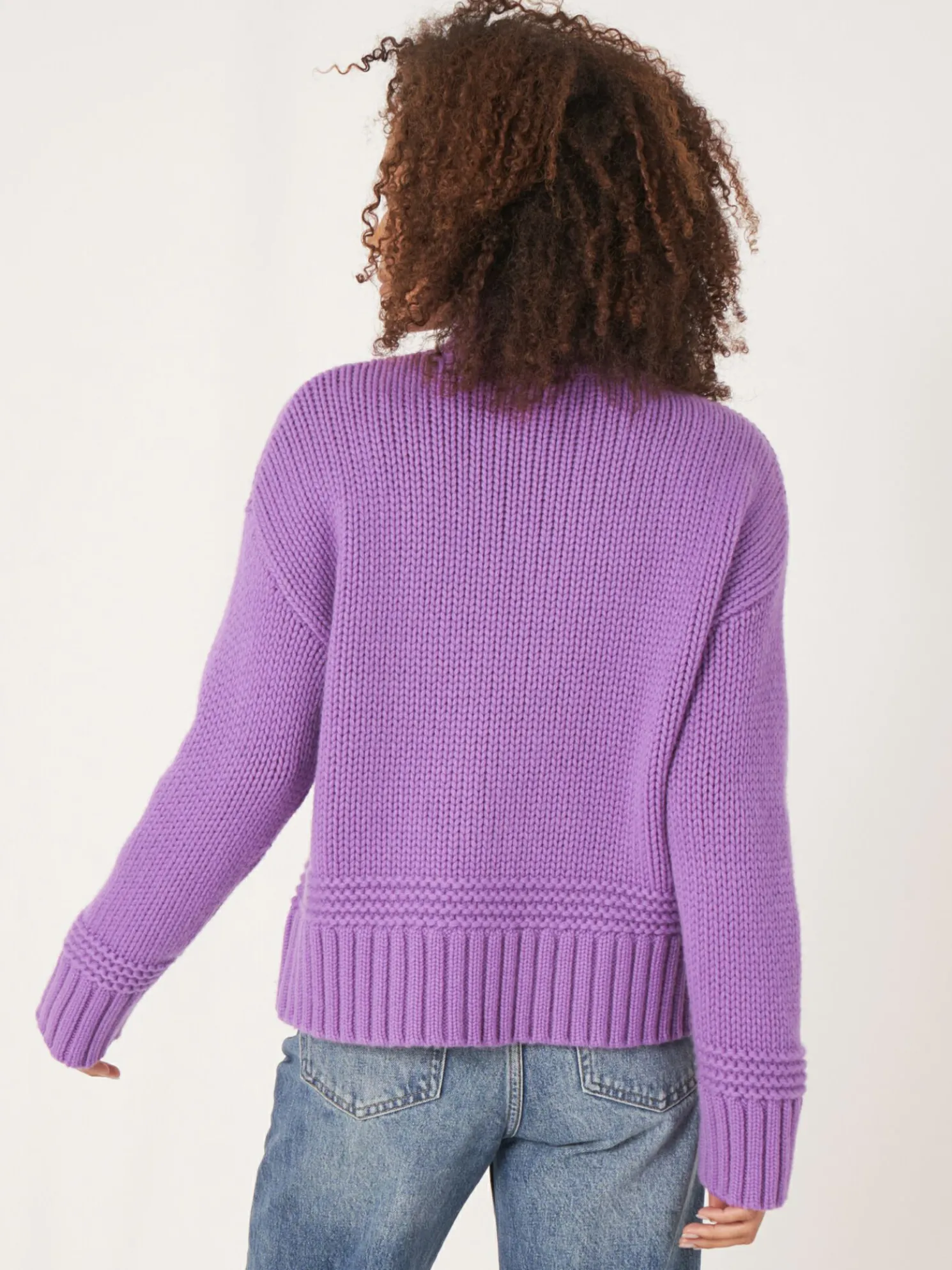 Trui Met Opstaande Kraag En Fantasie Gebreide Details