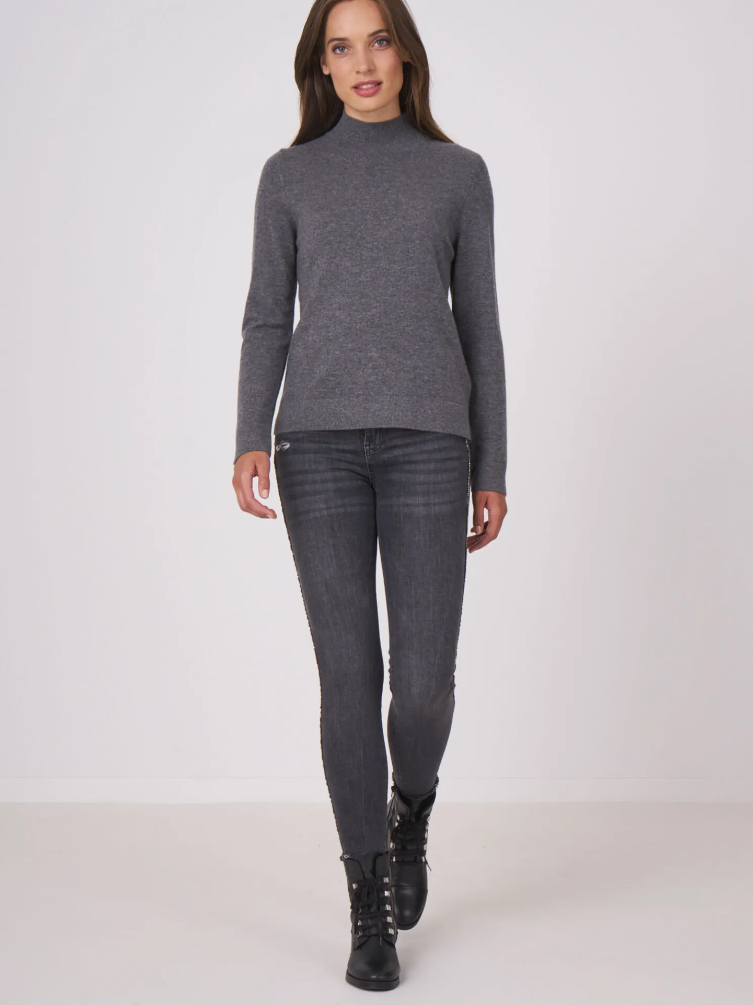 Trui Met Opstaande Kraag Van Organisch Cashmere