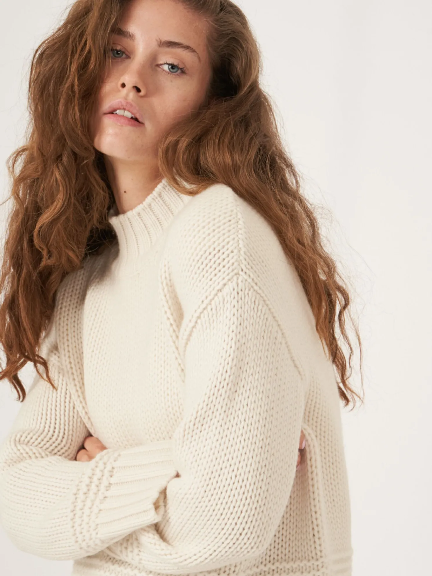 Trui Met Opstaande Kraag En Fantasie Gebreide Details