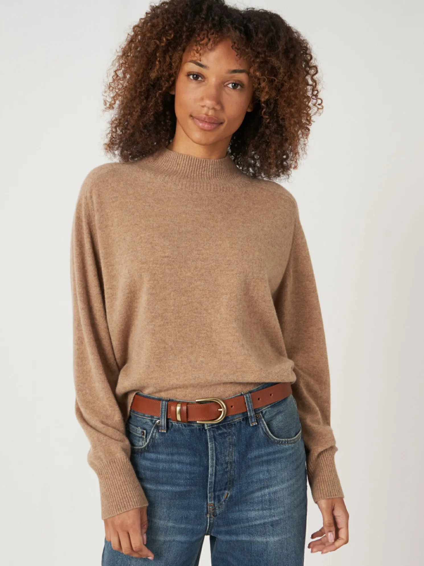 Trui Met Opstaande Kraag En Zadelmouwen