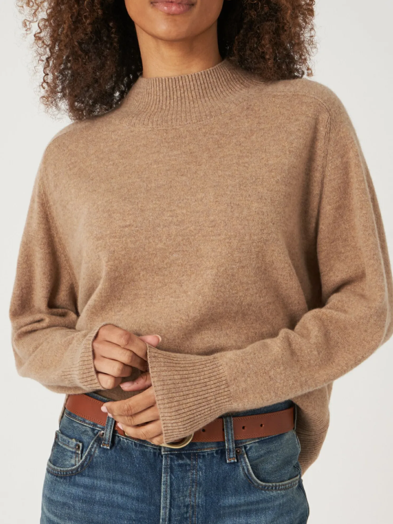 Trui Met Opstaande Kraag En Zadelmouwen