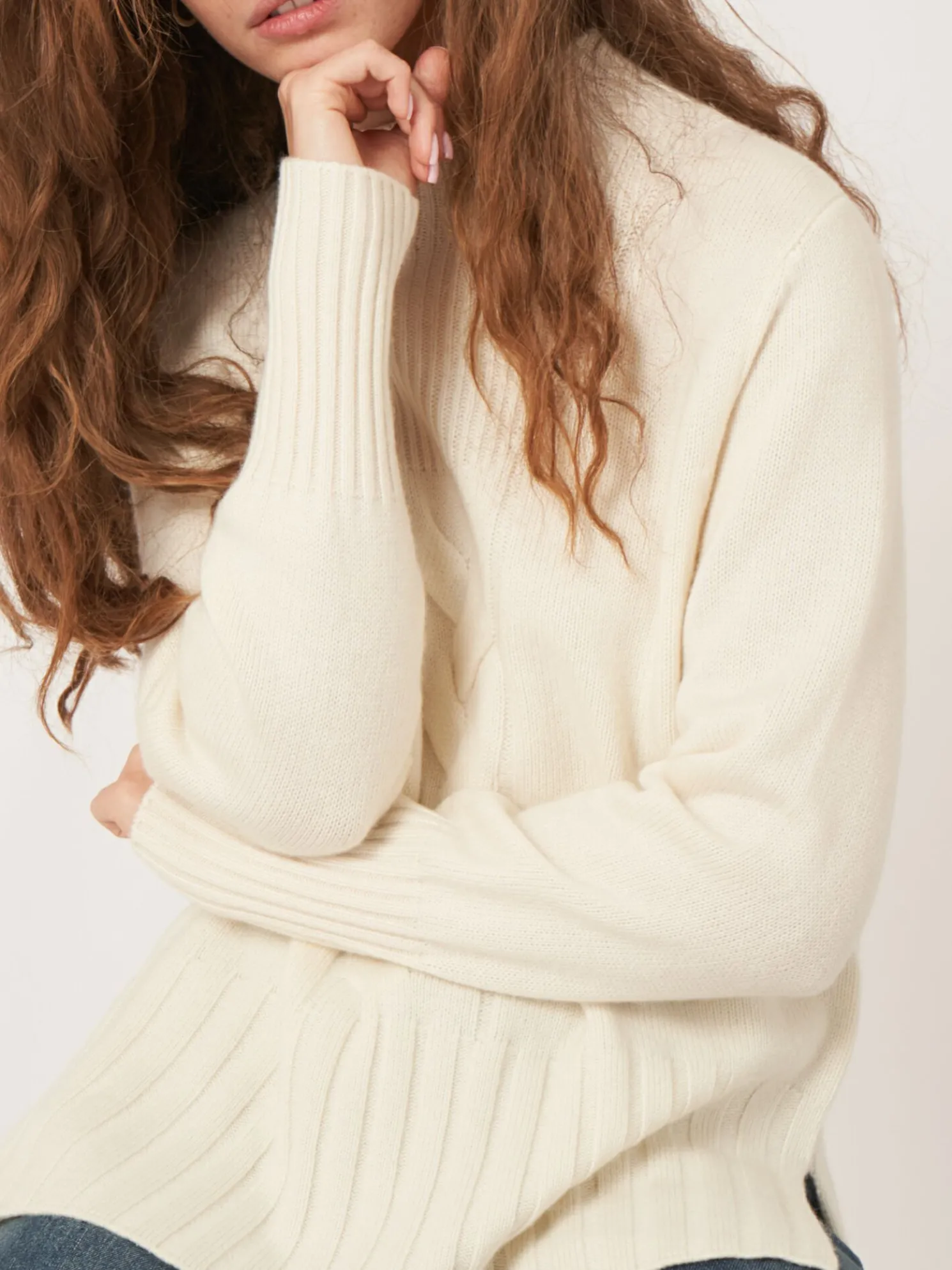 Trui Met Opstaande Kraag En Kabelpatroon Detail