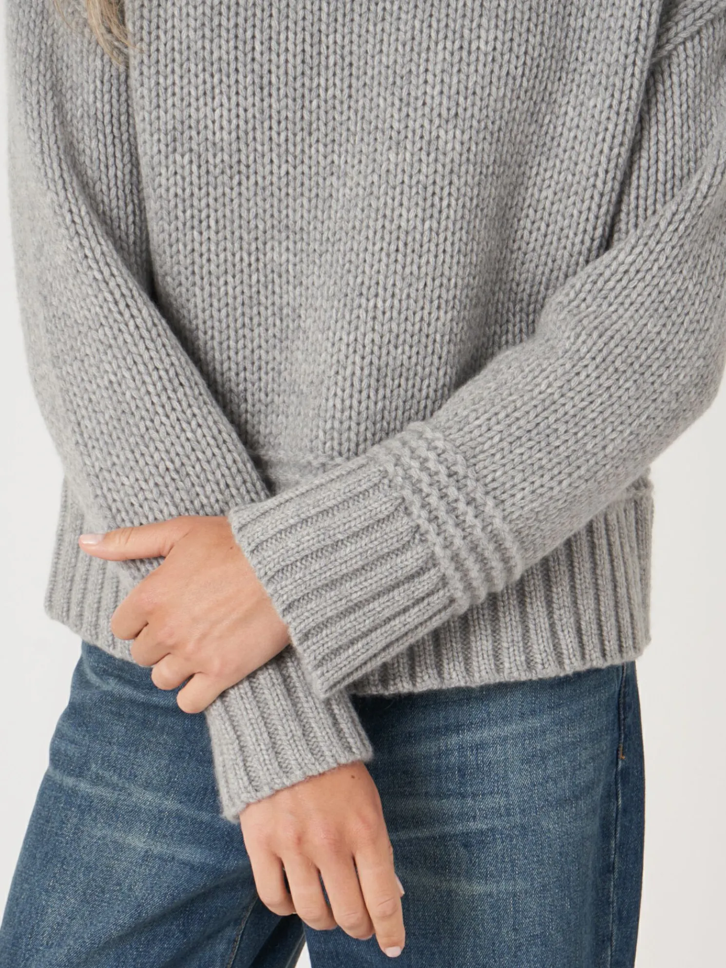 Trui Met Opstaande Kraag En Fantasie Gebreide Details